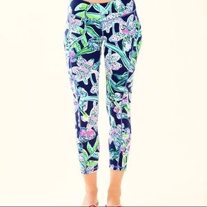 UPF 50+ LUXLETIC 24" WEEKENDER MIDI LEGGING